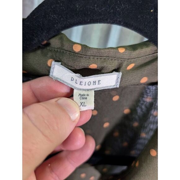 Pleione S (Nordstrom) Olive Green W/Tan  Polka Dot Pattern Buttom Up Blouse Wome - Picture 4 of 8